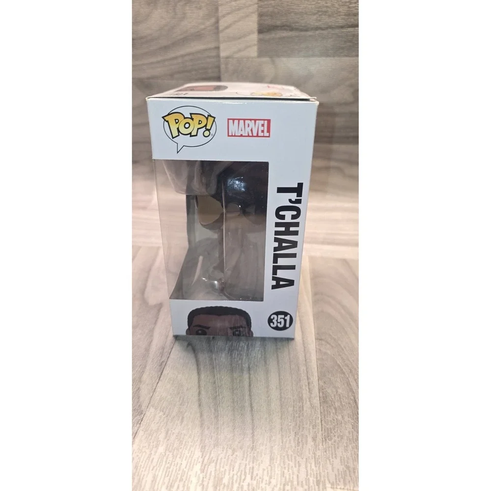 Funko Pop Black Panther T'Challa (Chadwick Boseman) Vinyl Bobble-Head Figure
